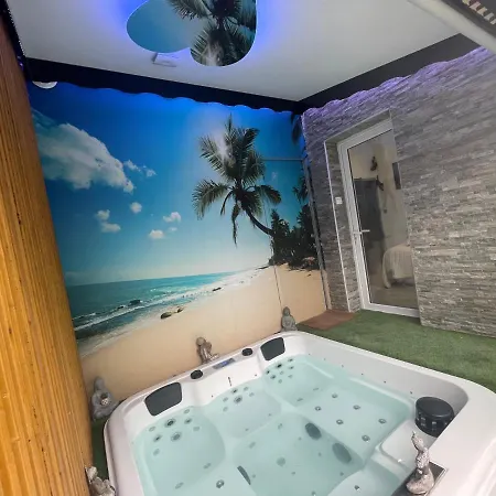 Le Miroir Дом отдыха *